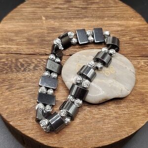 Hematite jet‎ black bracelet B3111